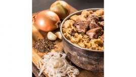Maiale con gnocchi e cavolo Menu Avventura