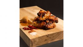 Kuřecí křídla al miele e chilli Adventure Menu
