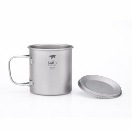 Tazza in titanio Keith con coperchio 550ml