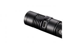 Torcia tattica Nitecore MH12GT