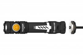 Armytek Partner C2 Torcia tattica a luce calda