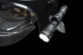 Supporto per casco per luci Armytek AHM-01