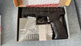 Recensione: Pistola ad aria compressa Umarex Beretta APX 4,5mm - 1