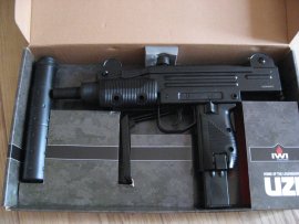 Recensione: Pistola ad aria compressa Umarex IWI Mini UZI 4,5mm - 2