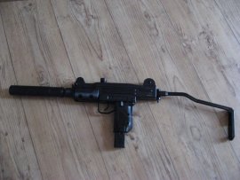 Recensione: Pistola ad aria compressa Umarex IWI Mini UZI 4,5mm - 3