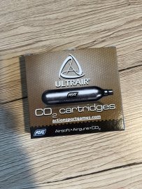 Recensione: Bombička CO2 12g ASG 5pz - 1