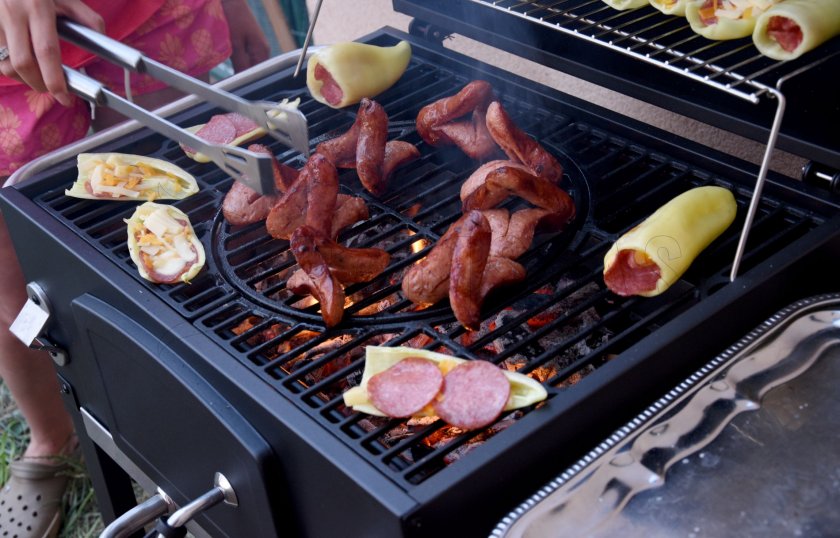 Grill a carbone Royal con griglia in ghisa