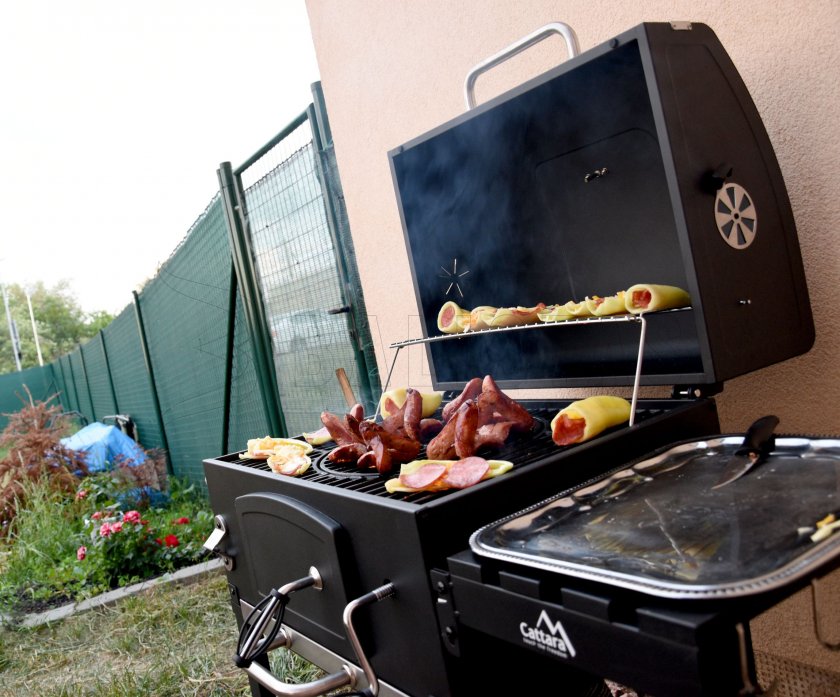 Grill a carbone Royal con griglia in ghisa