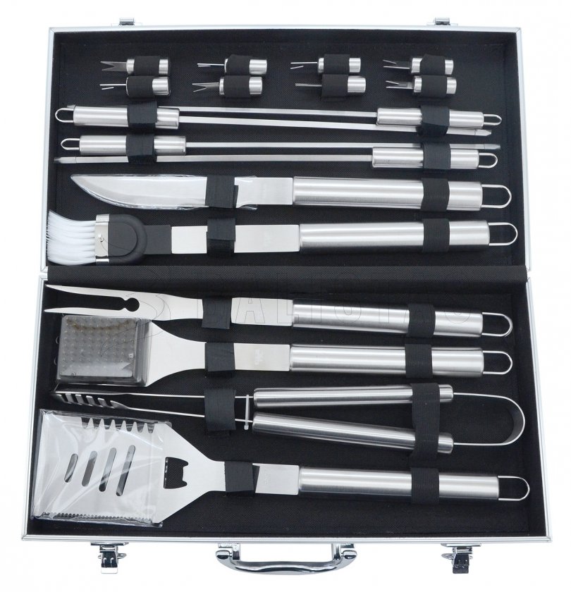 Set utensili da grigliata 18 pz valigetta ALU