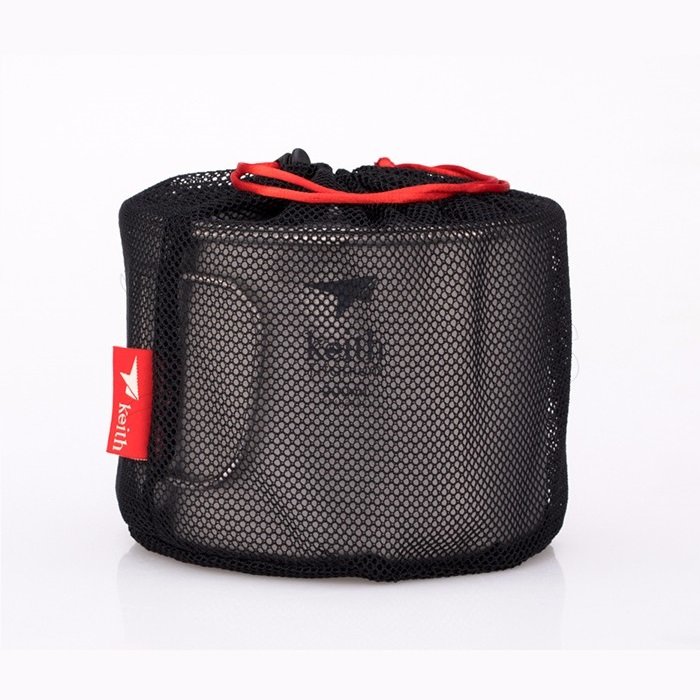 Tazza in titanio Keith con coperchio 900ml