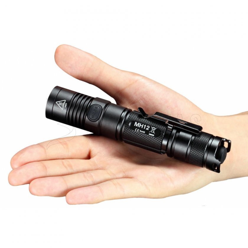 Torcia tattica Nitecore MH12