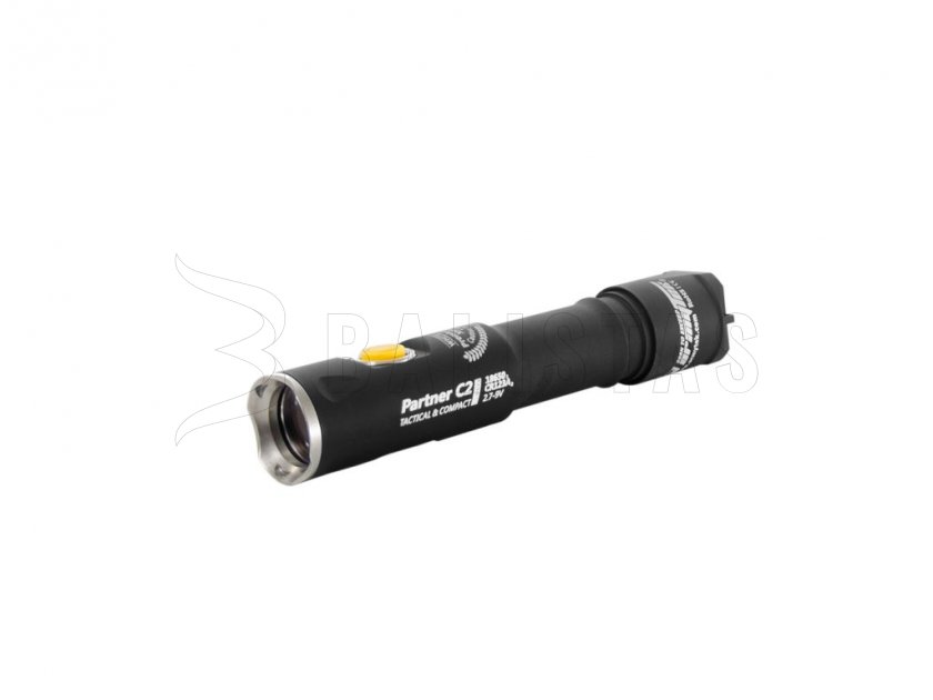 Torcia Armytek Partner C2 Pro