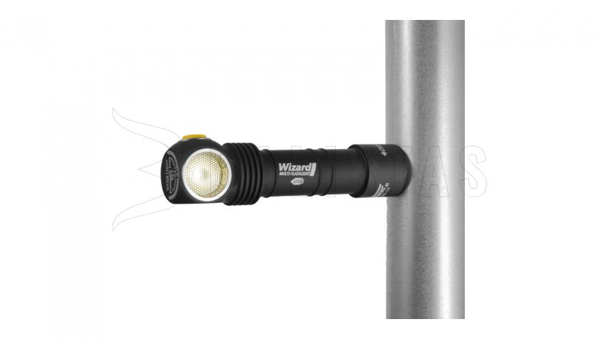 Torcia multifunzione Armytek Wizard Magnet USB XP-L WR