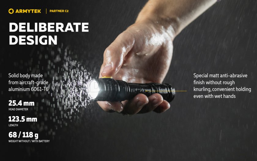 Armytek Partner C2 Torcia tattica a luce calda
