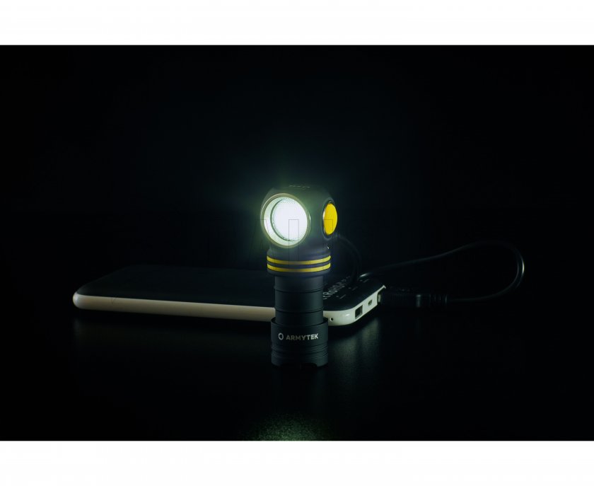 Torcia multifunzione Armytek Elf C1 v2 luce calda
