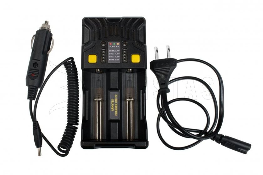 Caricatore Armytek UNI C2 con spina tipo C